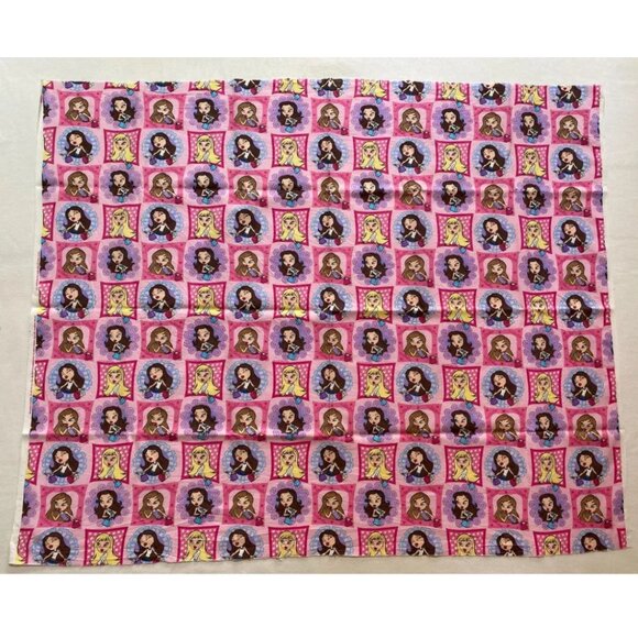 Lil Bratz Sewing Fabric 1 Yard 2004 Vintage Retired Out of Print Pink - Picture 2 of 5